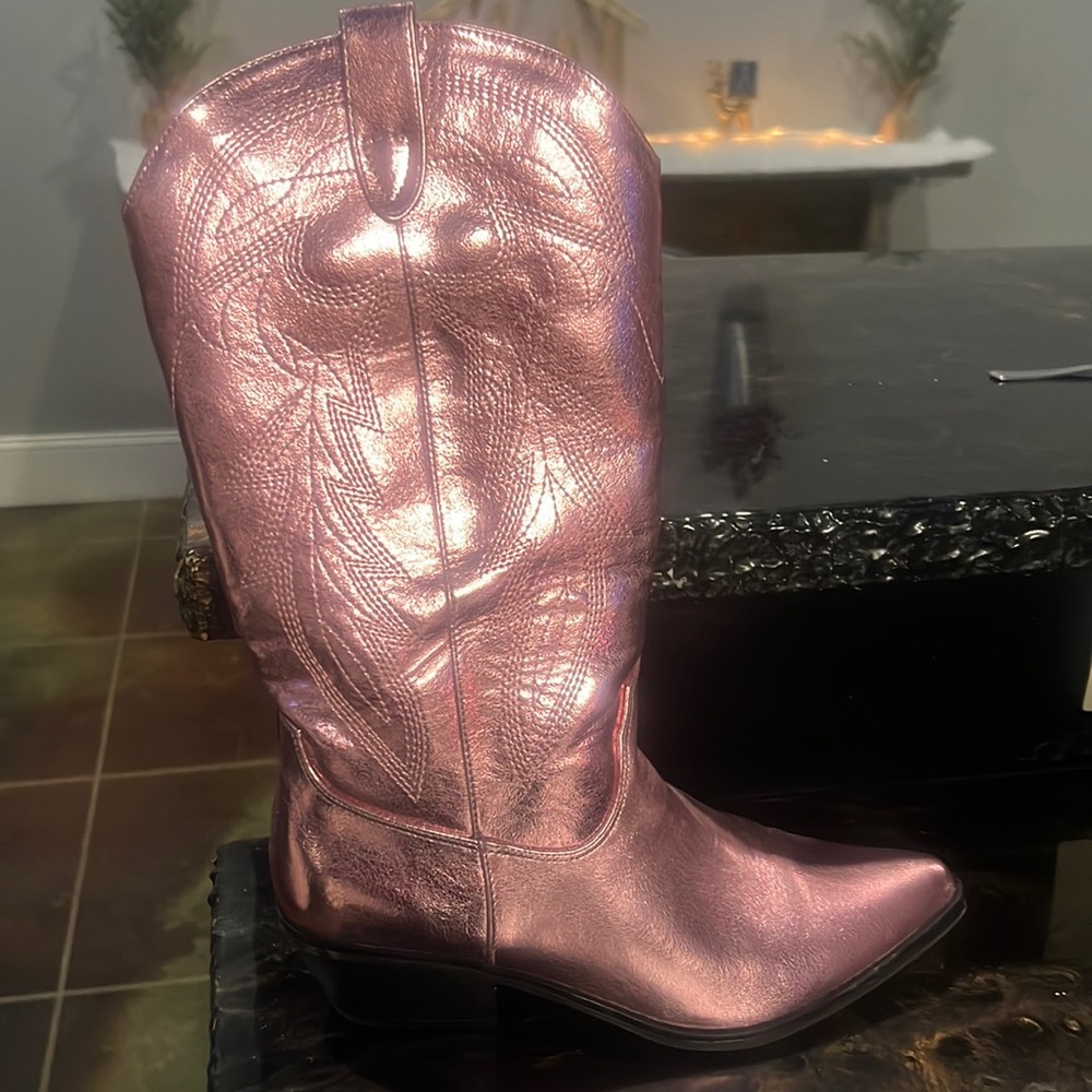 Pink cowgirl boots for women